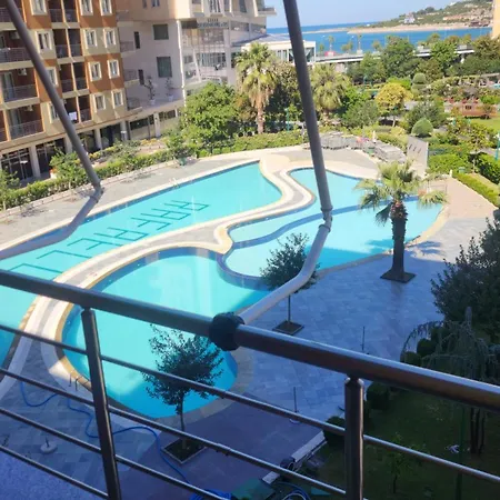 Premium Beachfront Rafaelo Sea & Pool View Apartman Shëngjin