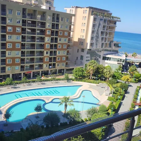 Premium Beachfront Rafaelo Sea & Pool View Shëngjin
